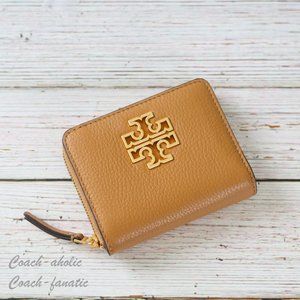 NWT Tory Burch Britten Bifold Logo Zip Coin Leather Wallet in Tiramisu